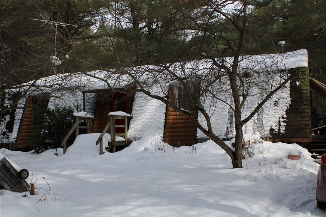 7601 Strutt Street Springwater, NY 14572 - Photo 1 of 25