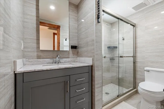 $1,090,000 | 85 Briarcliff Road, Westbury, NY 11590