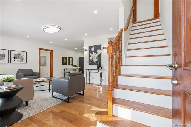 $1,090,000 | 85 Briarcliff Road, Westbury, NY 11590