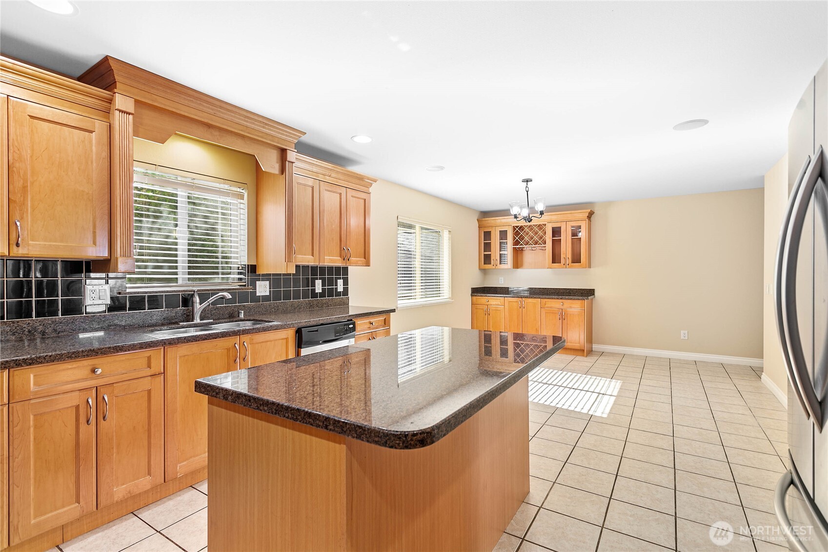 4136 Malachite Road Bellingham, WA 98226 - Photo 15 of 35