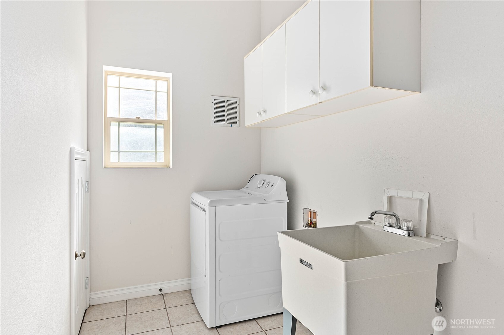 4136 Malachite Road Bellingham, WA 98226 - Photo 18 of 35