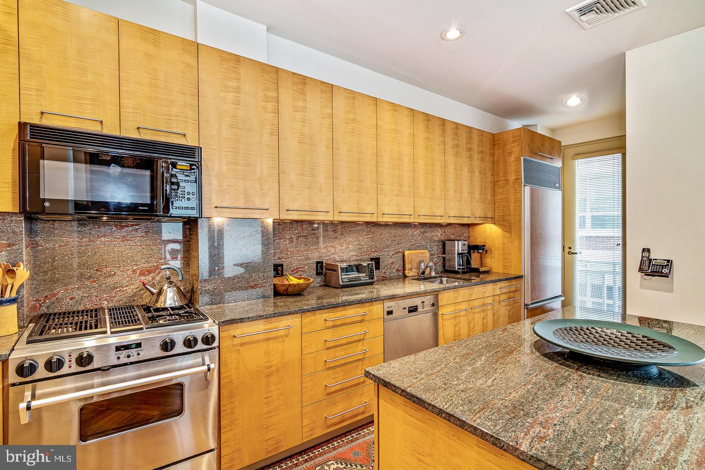 1830 Rittenhouse Square, Unit 9C Philadelphia, PA 19103 - Photo 18 of 36 Gallery Image 18
