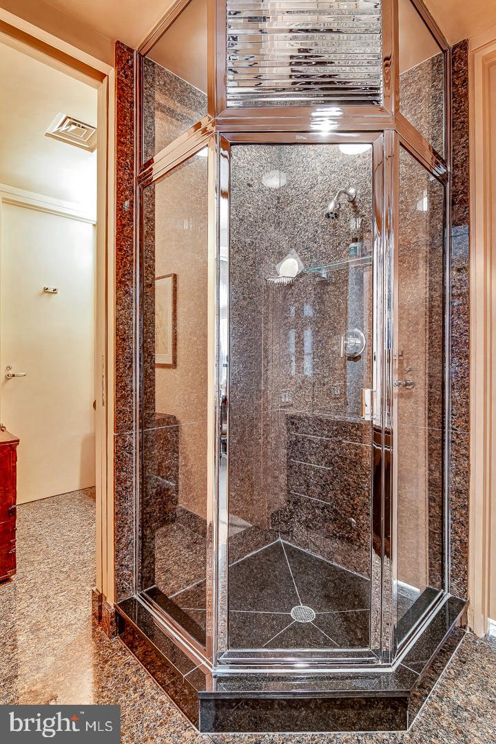1830 Rittenhouse Square, Unit 9C Philadelphia, PA 19103 - Photo 26 of 36 Gallery Image 26