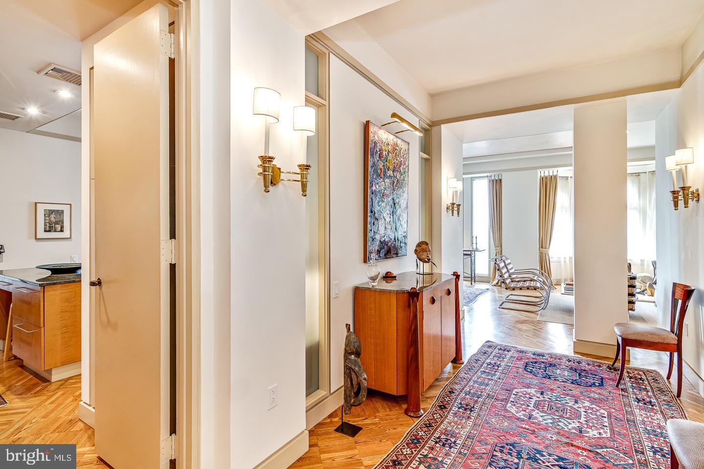 1830 Rittenhouse Square, Unit 9C Philadelphia, PA 19103 - Photo 3 of 36 Gallery Image 3