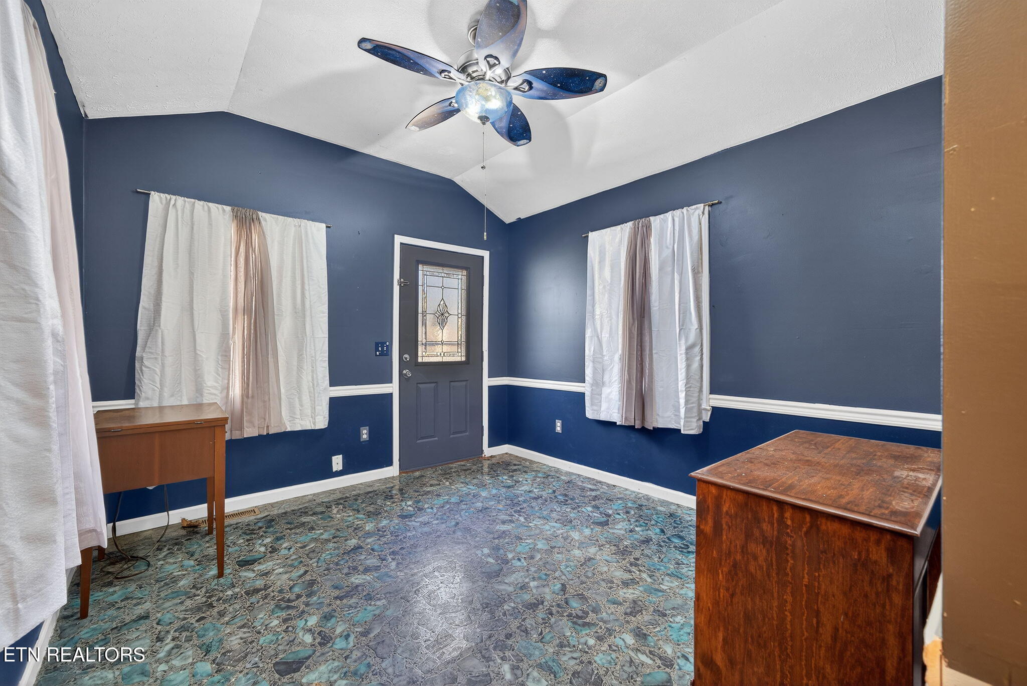 1296 Paint Rock Road Kingston, TN 37763 - Photo 16 of 34 17-web-or-mls-1296 Paint Rock Rd_075_TNP