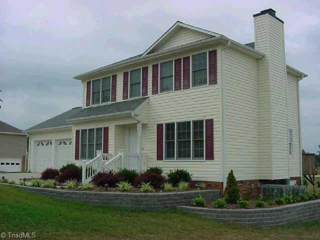 305 Central Oaks Road Clemmons, NC 27012 - Photo 1 of 1 Exterior Front.