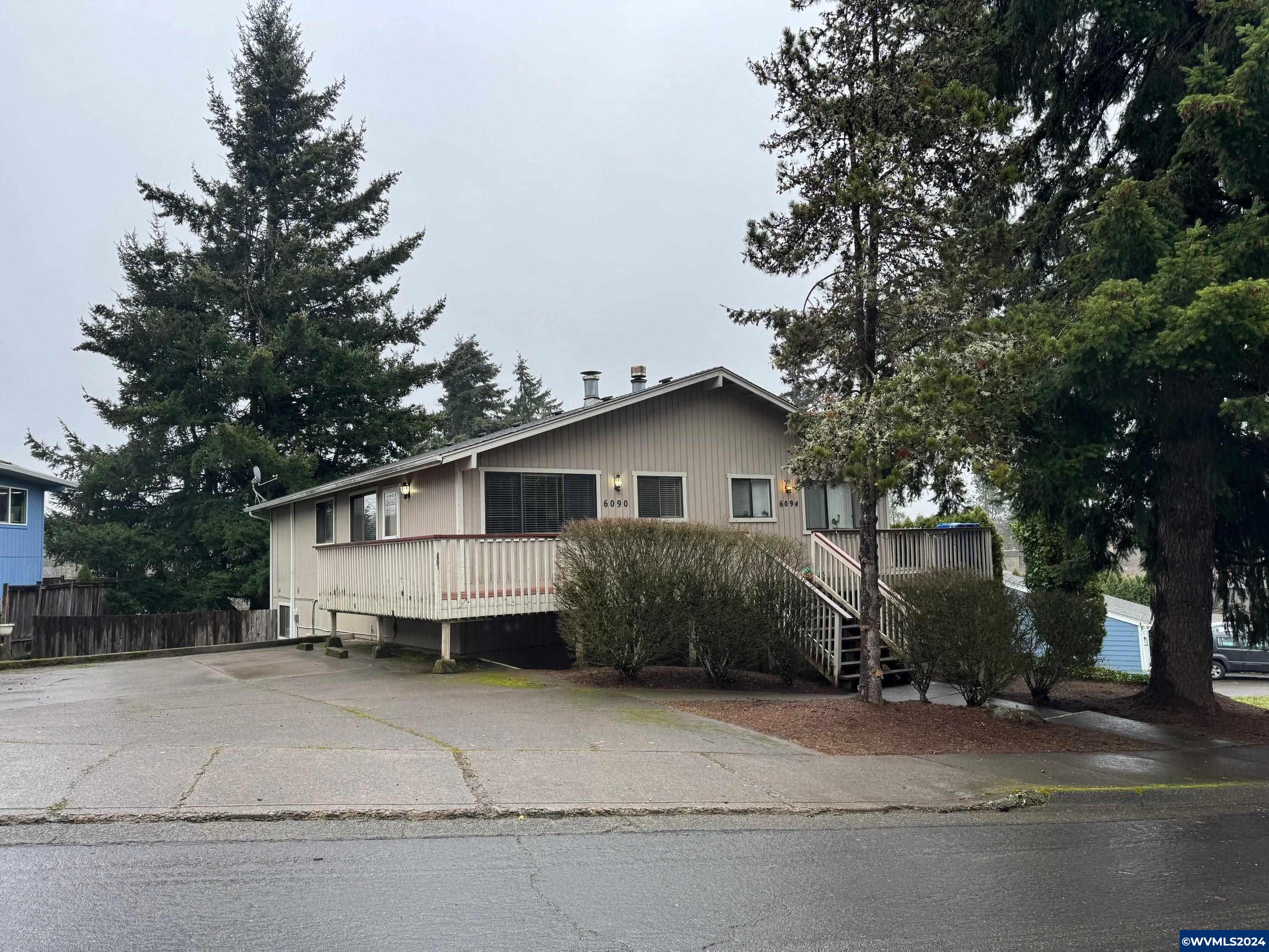 6090 Fircrest Street Southeast Salem, OR 97306 - Photo 3 of 45