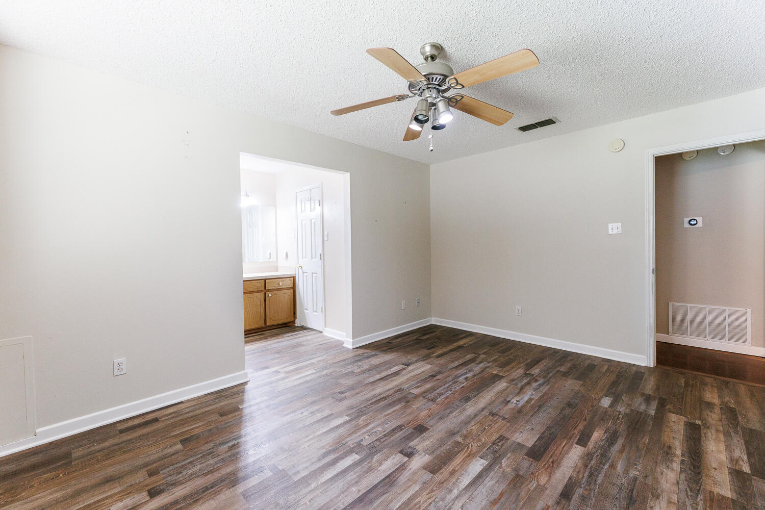 6301 33rd Street Lubbock, TX 79407 - Photo 19 of 41 Primary Bedroom