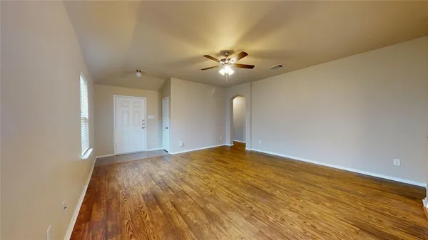$1,950 | 471 Harding Lane, Lavon, TX 75166