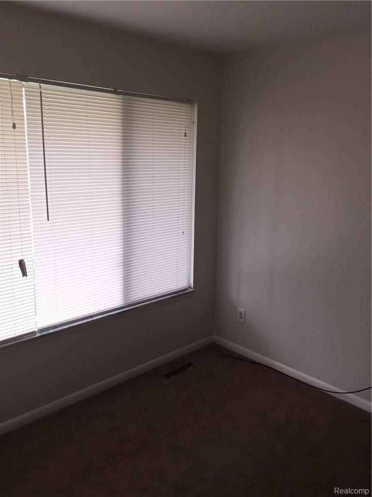 18400 Prairie Street Detroit, MI 48221 - Photo 3 of 42 2016-05-04 14.23