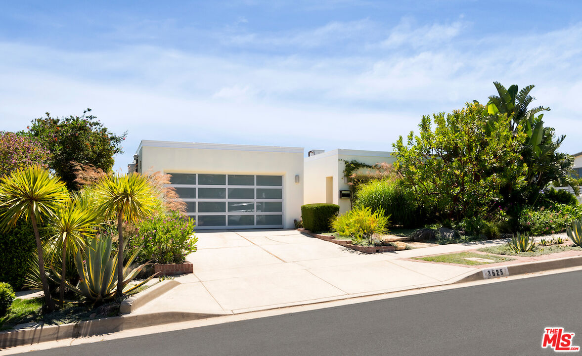 3625 Surfwood Road Malibu, CA 90265 - Photo 2 of 30