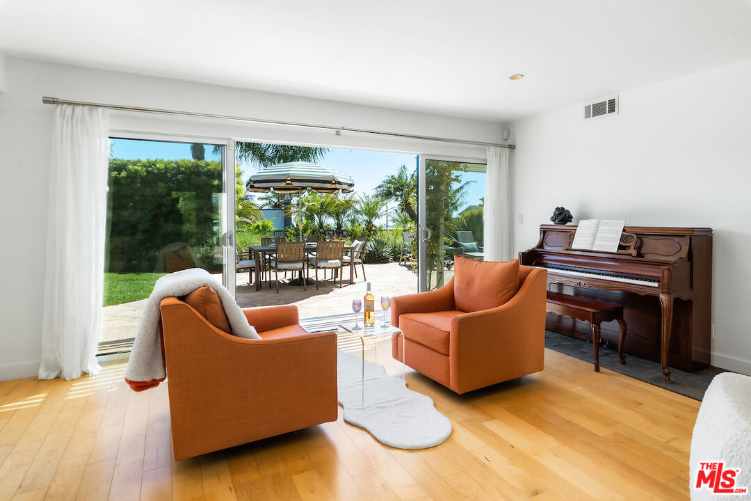 3625 Surfwood Road Malibu, CA 90265 - Photo 5 of 30