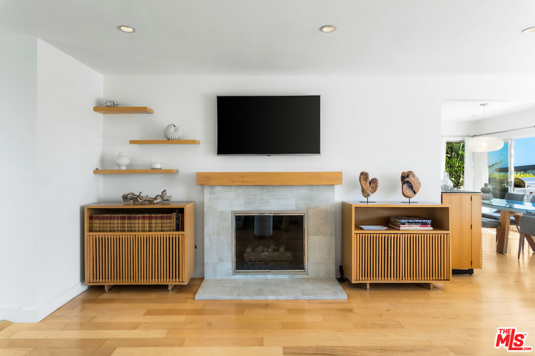 3625 Surfwood Road Malibu, CA 90265 - Photo 7 of 30