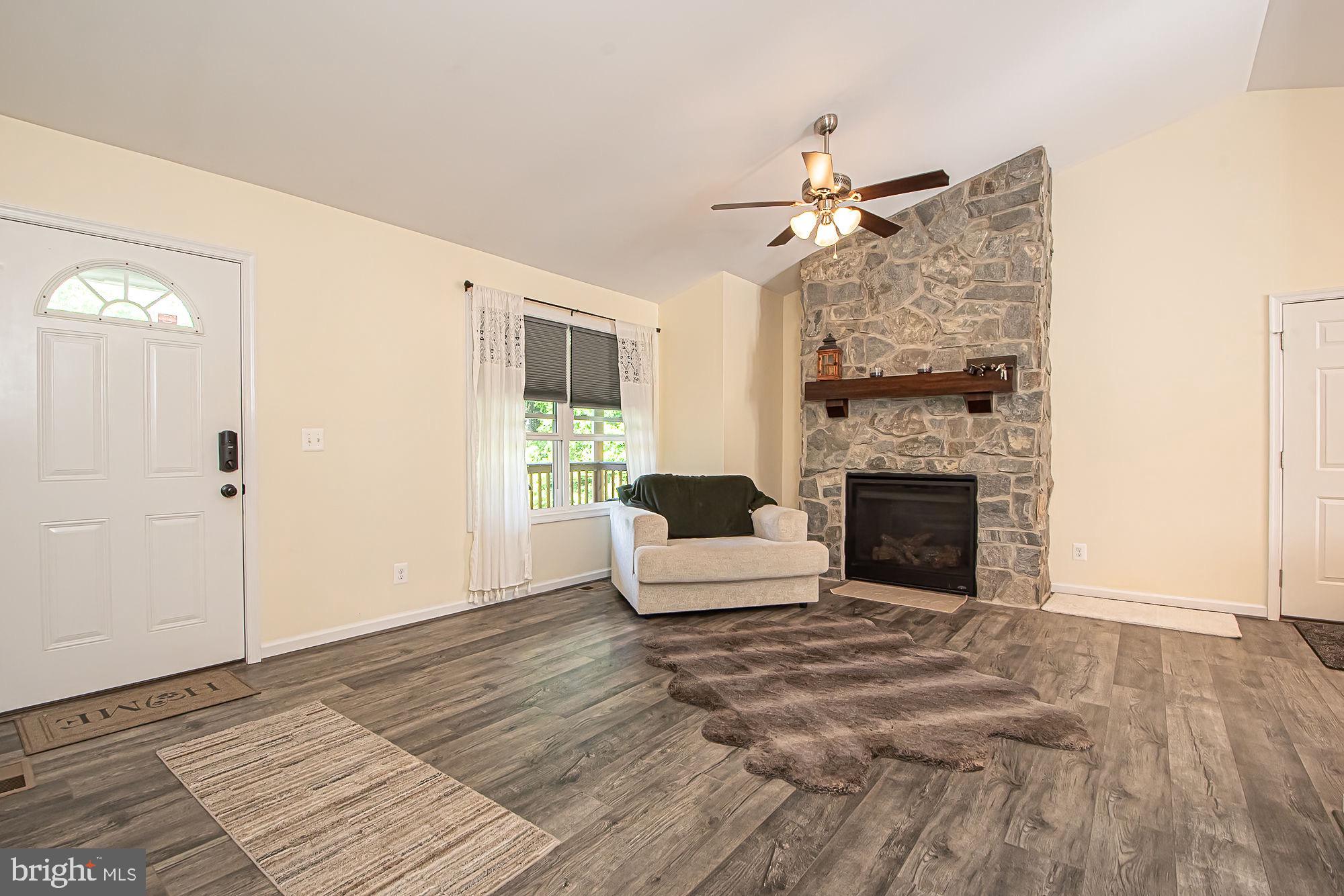 227 Mountain Heights Road Front Royal, VA 22630 - Photo 7 of 44