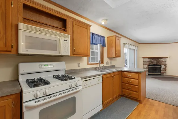 $289,000 | 37710 Herman Street, Romulus, MI 48174
