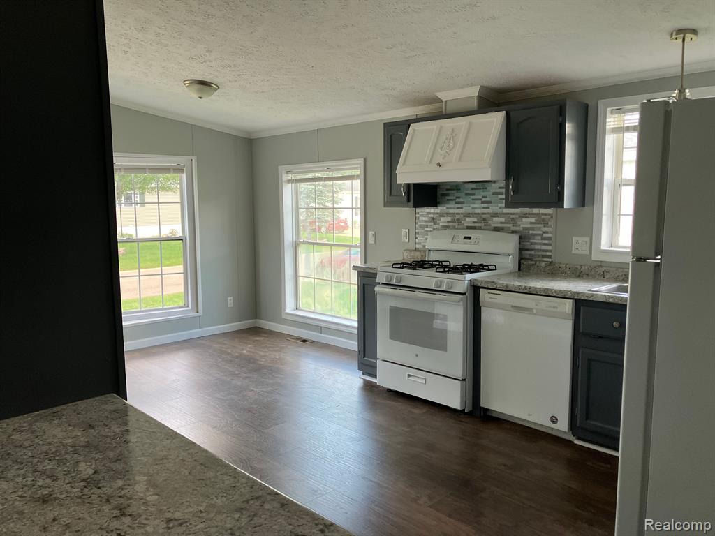 412 Hidden Ridge Road Morrice, MI 48857 - Photo 2 of 10