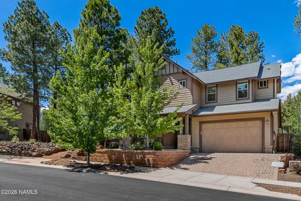 $669,000 | 2911 South Pepita Drive, Flagstaff, AZ 86001