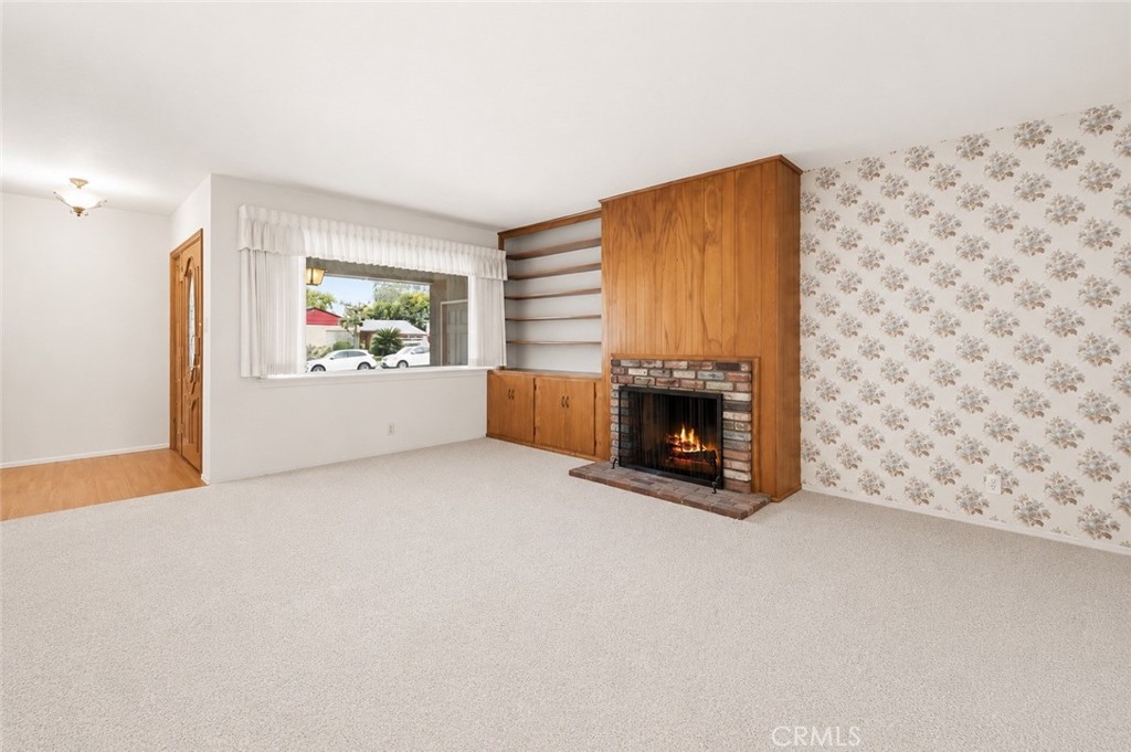 2724 North Kenneth Road Burbank, CA 91504 - Photo 17 of 35