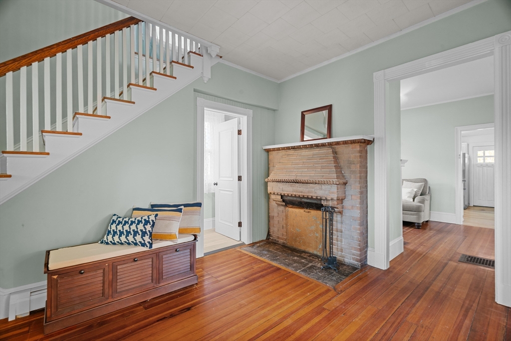 747 Madison Street Fall River, MA 02720 - Photo 4 of 42 Gallery Image 4