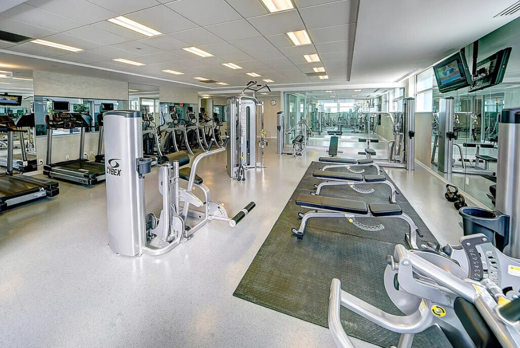 58 Metropolitan Avenue, Unit 2B Brooklyn, NY 11249 - Photo 7 of 11 a view of a room with gym equipment