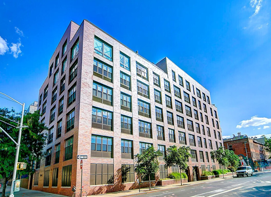 58 Metropolitan Avenue, Unit 2B Brooklyn, NY 11249 - Photo 9 of 11 a front view of a building