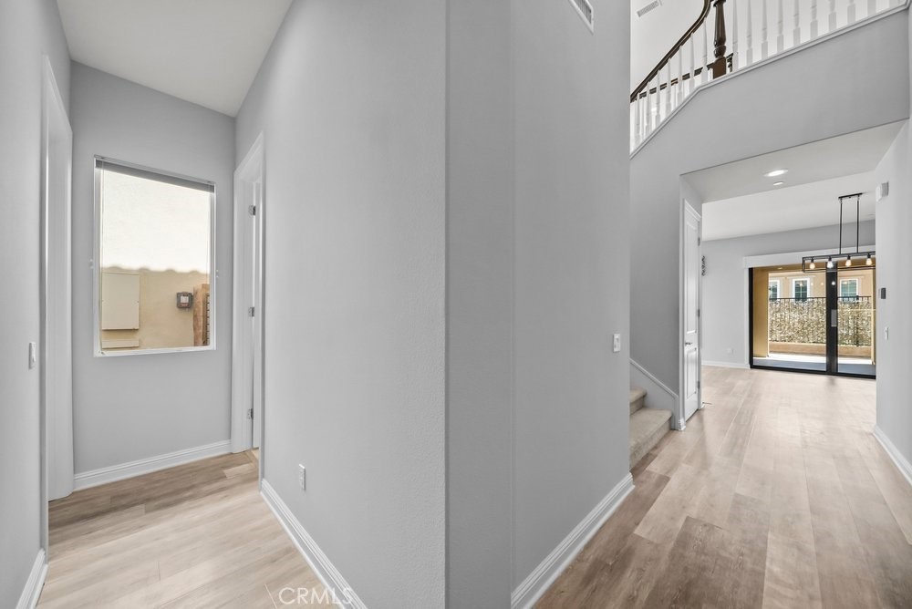 20752 Spruce Circle Porter Ranch, CA 91326 - Photo 4 of 66 Gallery Image 4