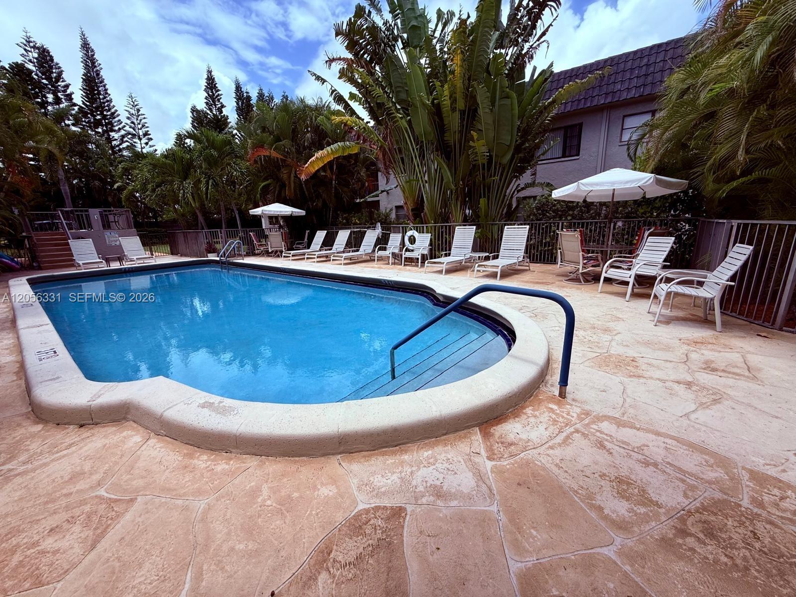 665 Enfield Street, Unit B9 Boca Raton, FL 33487 - Photo 2 of 4