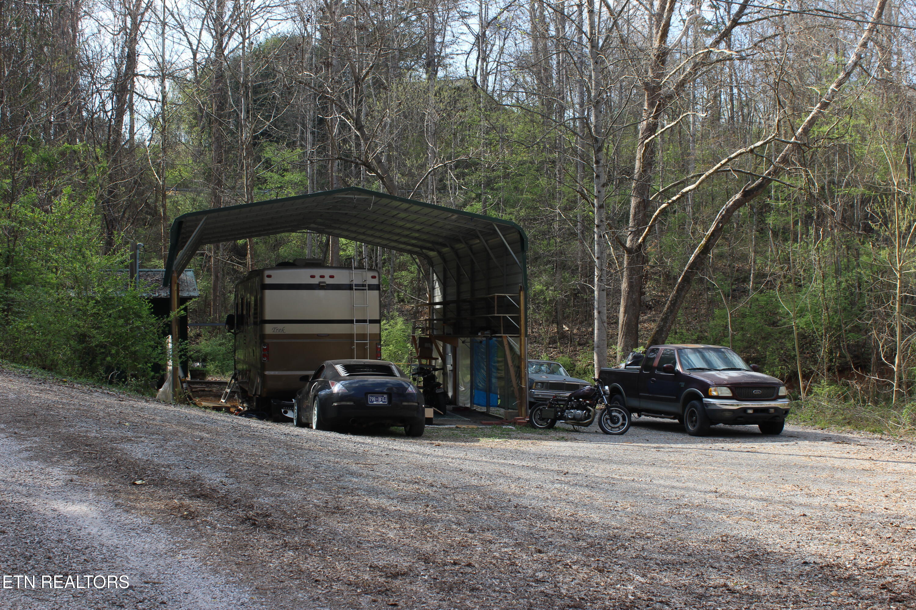 8710 Childress Road Powell, TN 37849 - Photo 4 of 5 IMG_1206