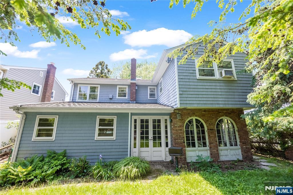 156 Cedar Avenue Hackensack, NJ 07601 - Photo 25 of 29