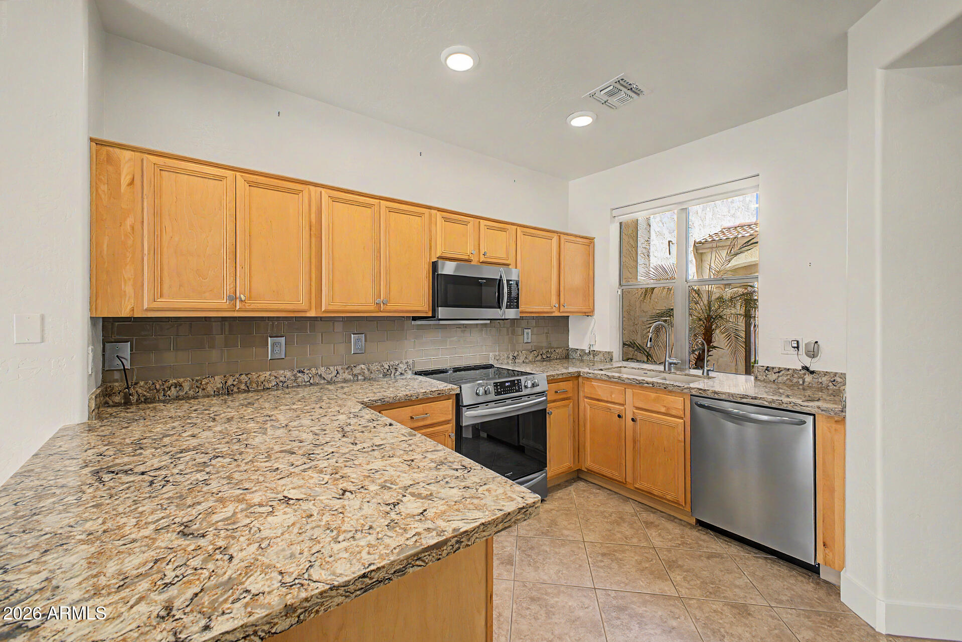 1024 East Frye Road, Unit 1065 Phoenix, AZ 85048 - Photo 11 of 53 11 - Frye
