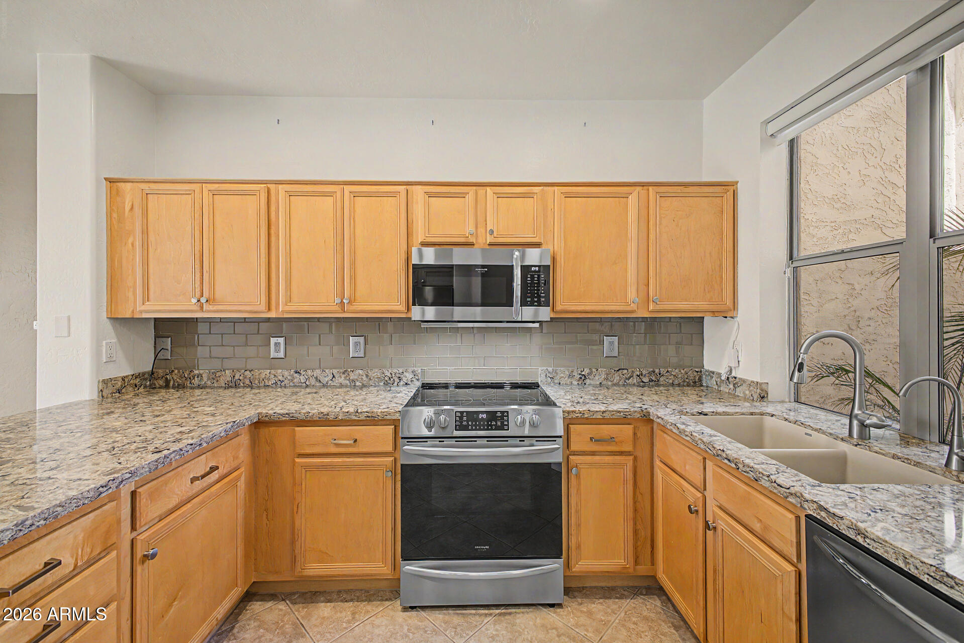 1024 East Frye Road, Unit 1065 Phoenix, AZ 85048 - Photo 12 of 53 12 - Frye