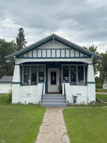 $209,900 | 209 Lincoln Avenue Northeast, Twin Valley, MN 56584