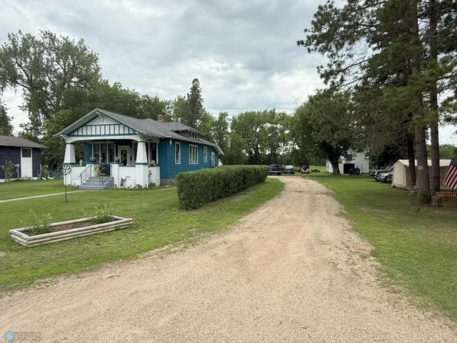 $209,900 | 209 Lincoln Avenue Northeast, Twin Valley, MN 56584