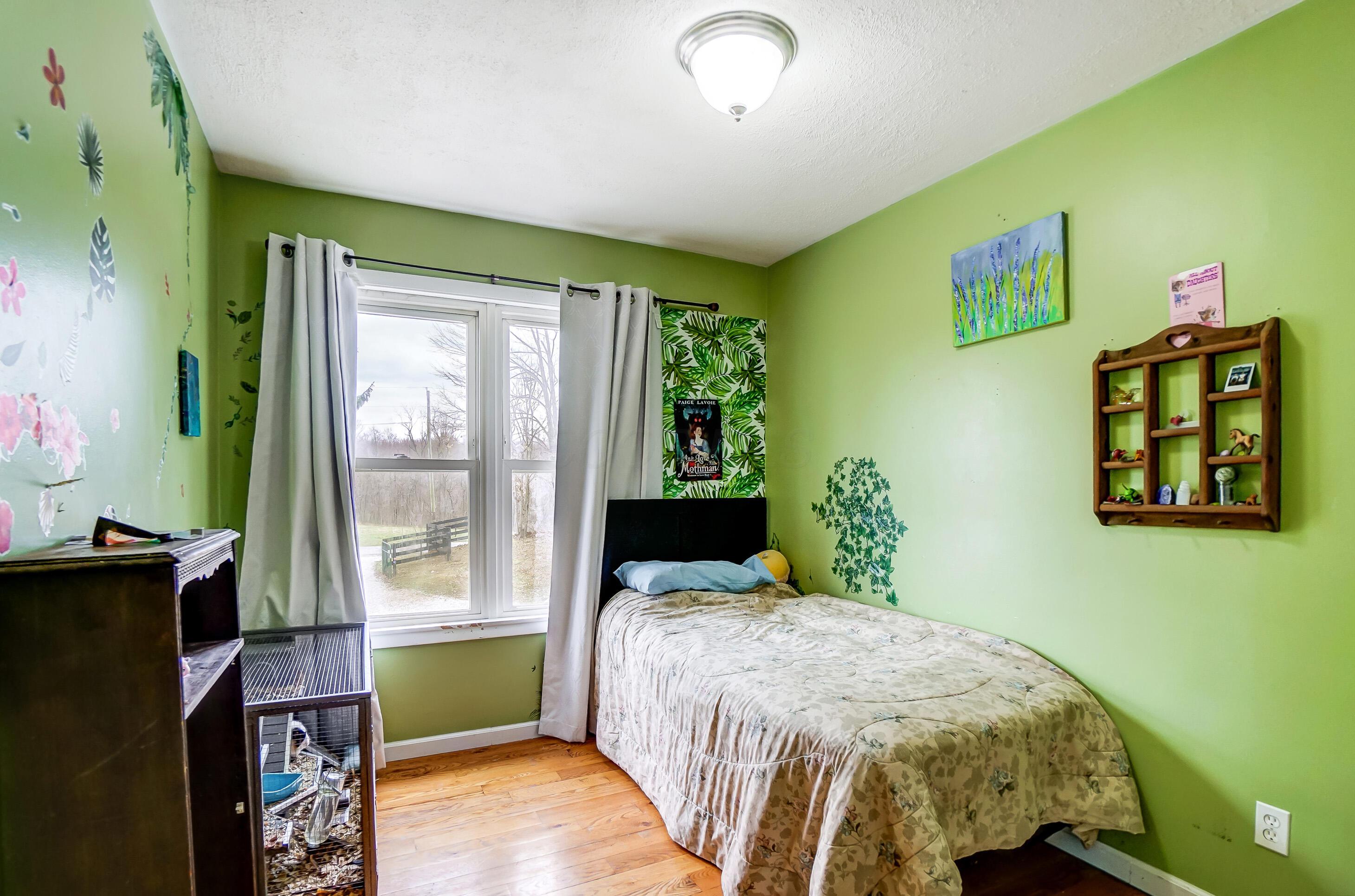 8319 Lafayette Road Northwest Newark, OH 43055 - Photo 19 of 40 018-bedroom 02