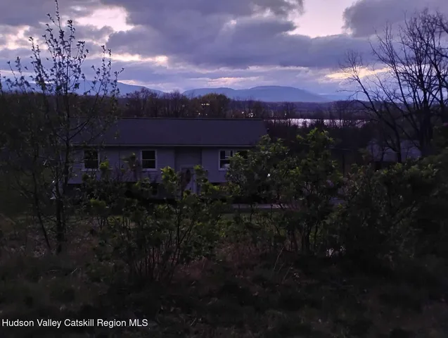 $499,900 | 1316 Woods Road, Germantown, NY 12526