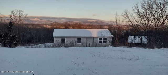 $499,900 | 1316 Woods Road, Germantown, NY 12526