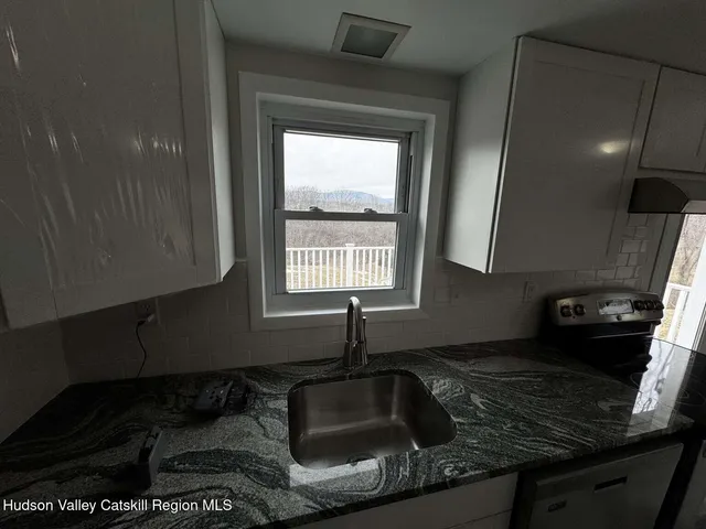 $499,900 | 1316 Woods Road, Germantown, NY 12526