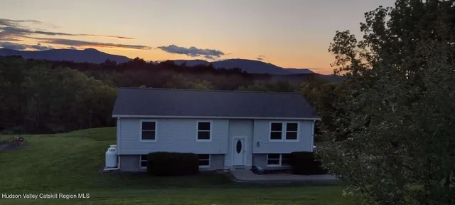 $499,900 | 1316 Woods Road, Germantown, NY 12526