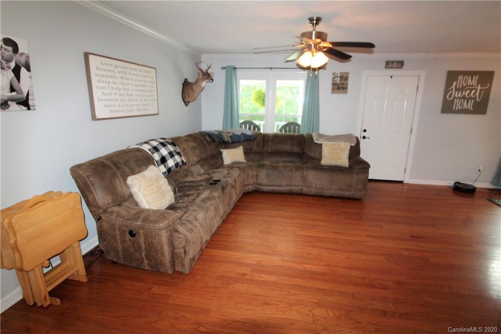 2115 Orchard Road Smyrna, SC 29743 - Photo 3 of 23