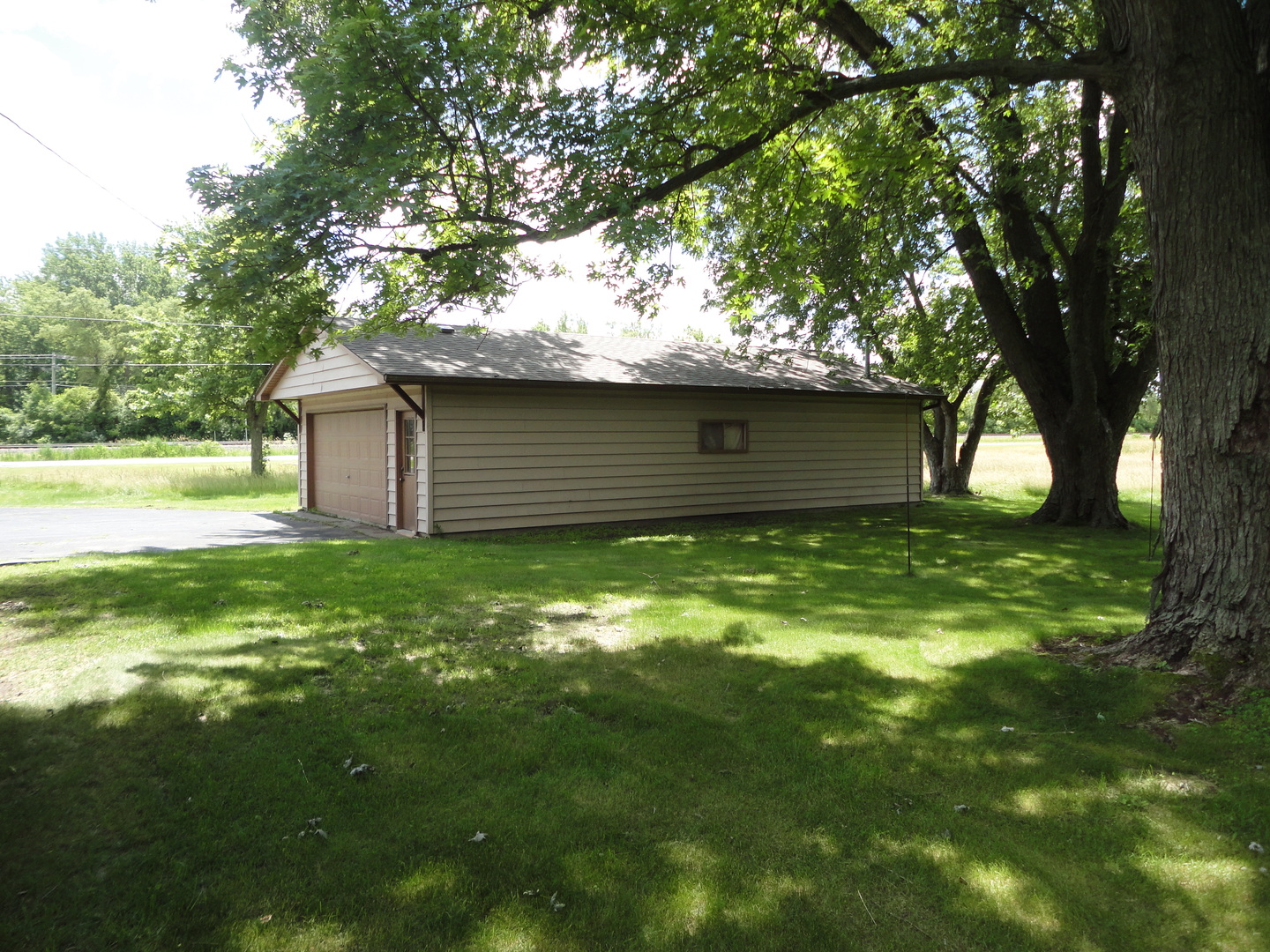 360 South Washington Street Braidwood, IL 60408 - Photo 7 of 18