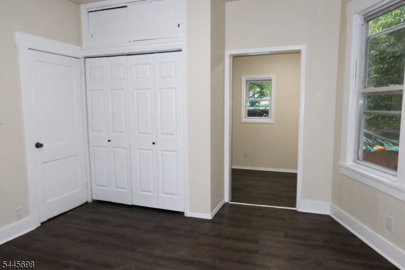 89 Van Riper Avenue, Unit 1 Clifton, NJ 07011 - Photo 24 of 38