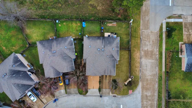 $225,000 | 17267 Oakwood Chase Drive, Spring, TX 77379