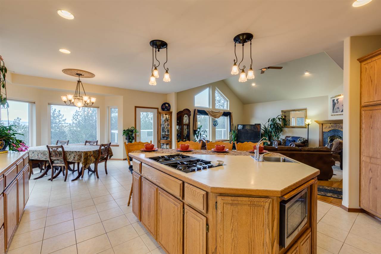 21912 North Dunn Road Colbert, WA 99005 - Photo 5 of 19