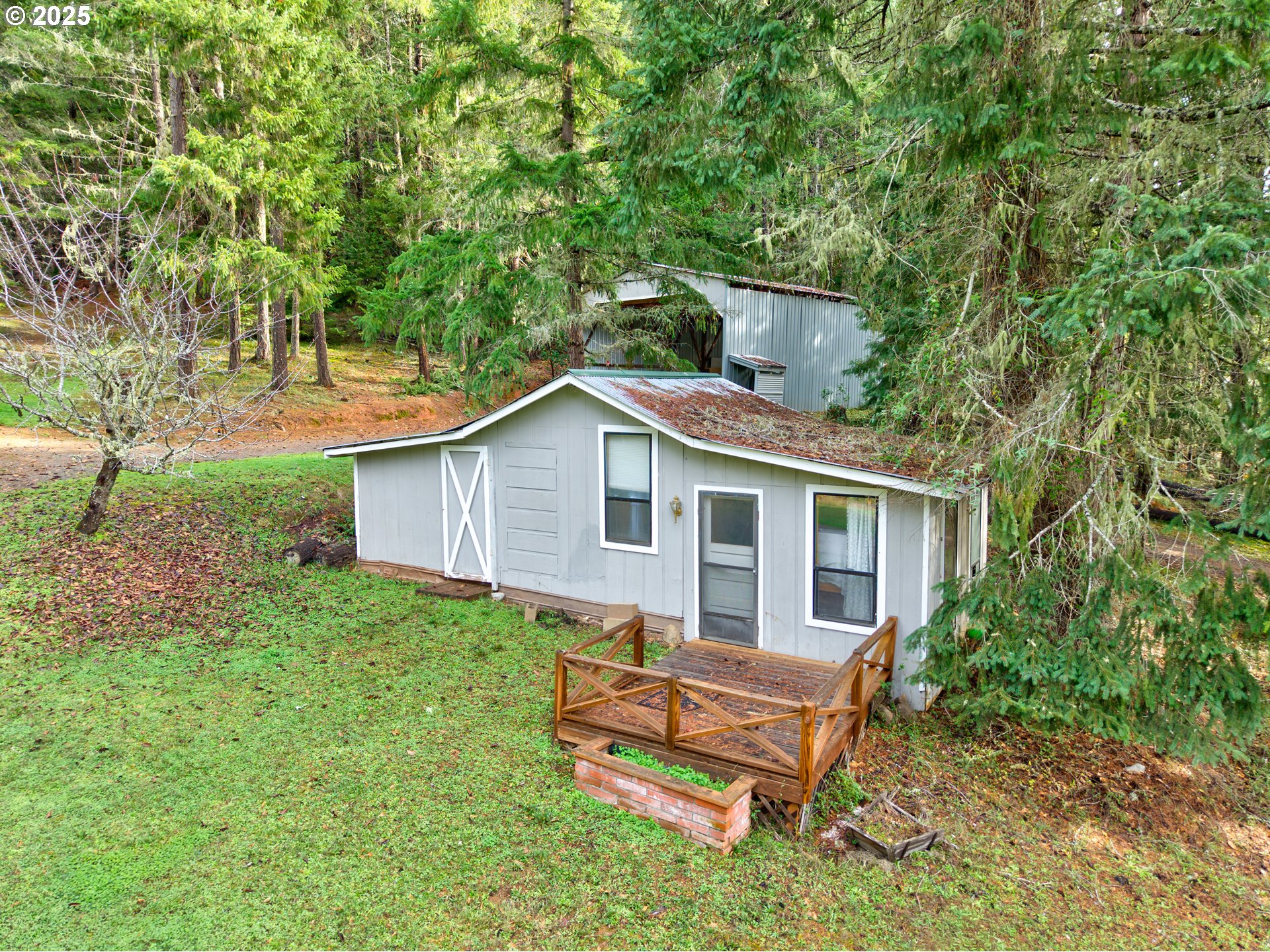 1941 Byron Creek Road Winston, OR 97496 - Photo 37 of 48