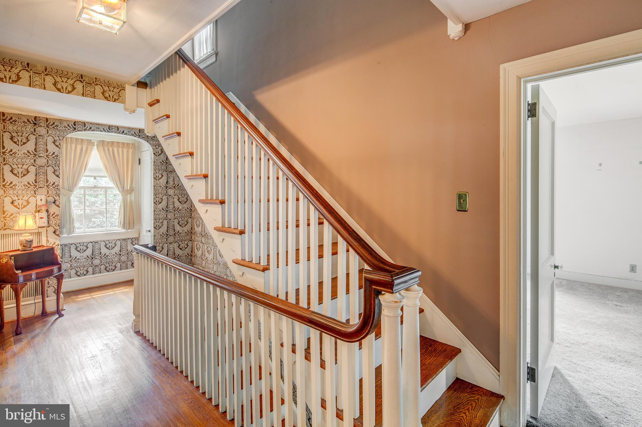 518 Marquis Road Haddonfield, NJ 08033 - Photo 22 of 31 Landing on second floor