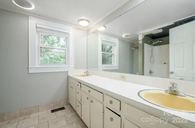 $249,900 | 4098 Highway 127, Hickory, NC 28602