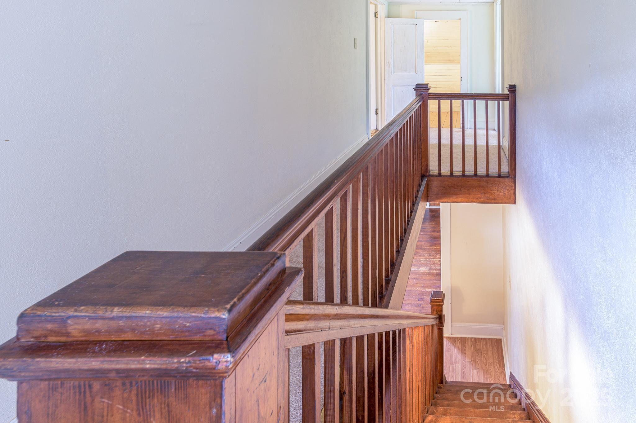 4098 Highway 127 Hickory, NC 28602 - Photo 14 of 31