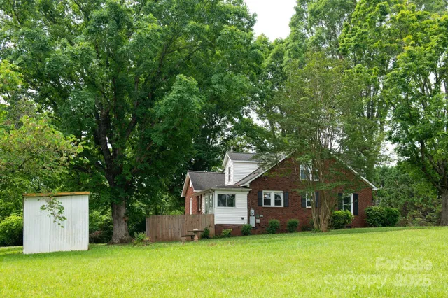 $249,900 | 4098 Highway 127, Hickory, NC 28602