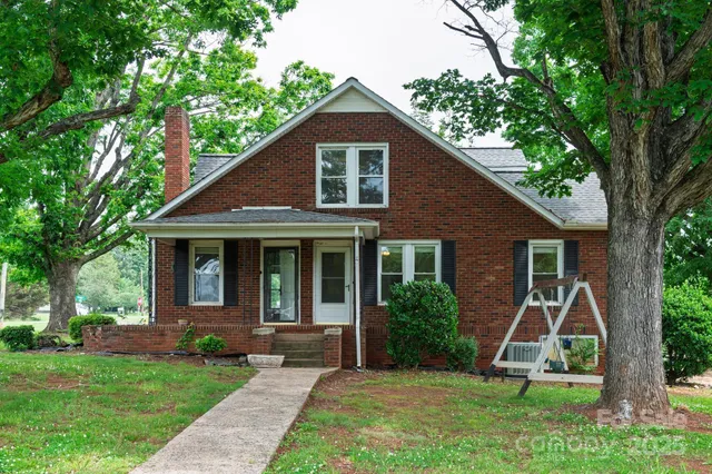 $249,900 | 4098 Highway 127, Hickory, NC 28602