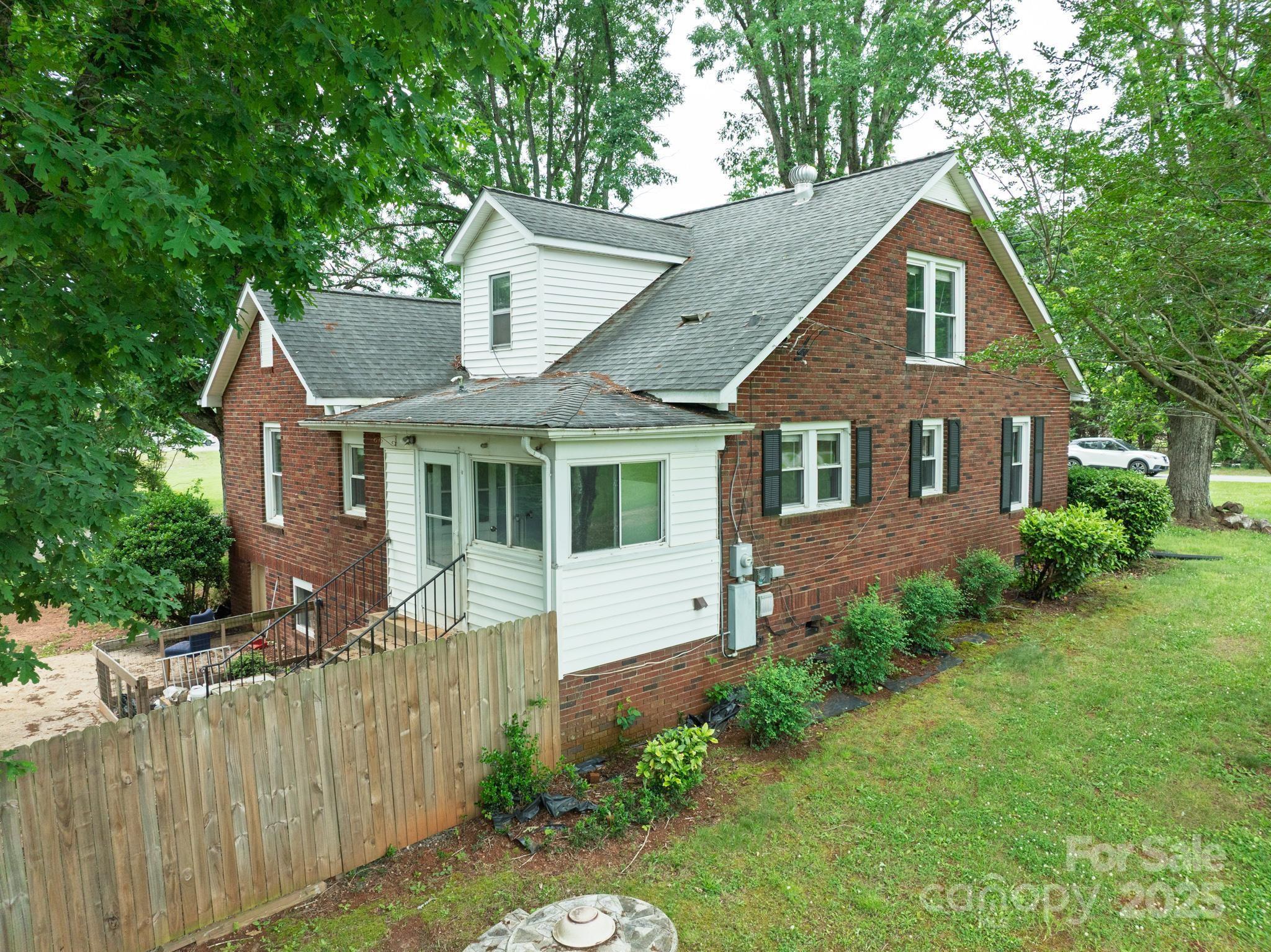 4098 Highway 127 Hickory, NC 28602 - Photo 29 of 31